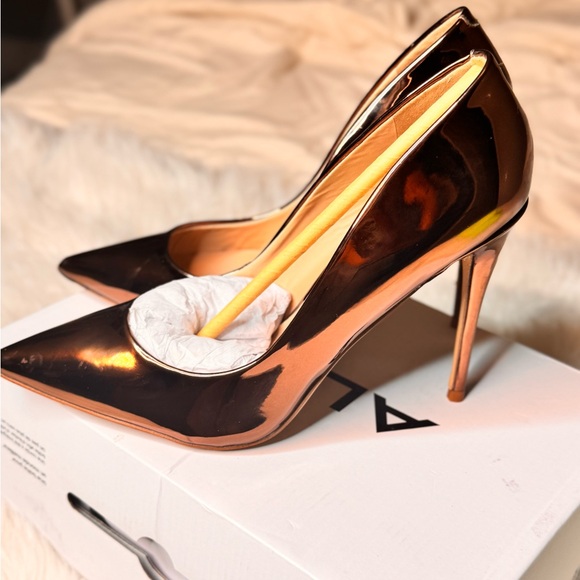 ALDO Stessy Heels Bronze - Brand New Never Worn - Size 9 - Picture 1 of 5